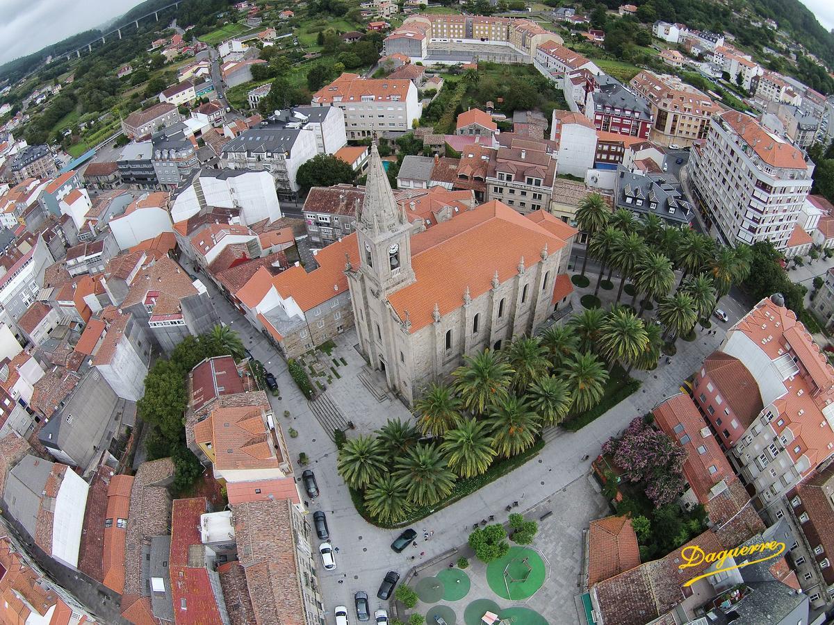 Apartamento La Iglesia Caldas De Reis Luaran gambar